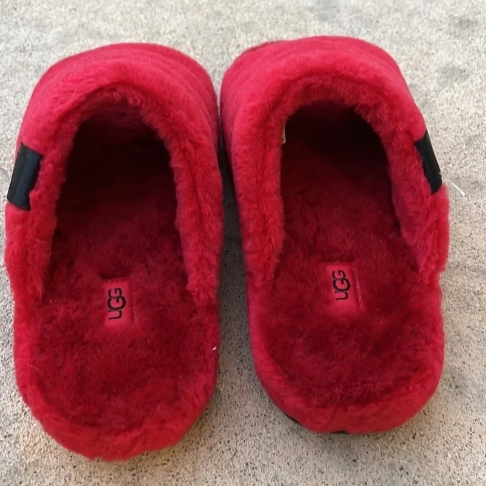 UGG Fluff You Red Plush Slipper Slide Men's Size 9
